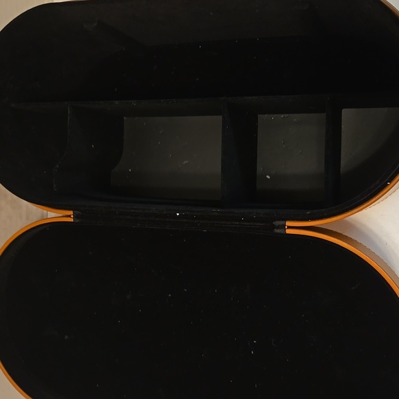 Dyson Airwrap Case - Picture 6 of 9